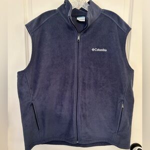Like new men’s Columbia fleece vest